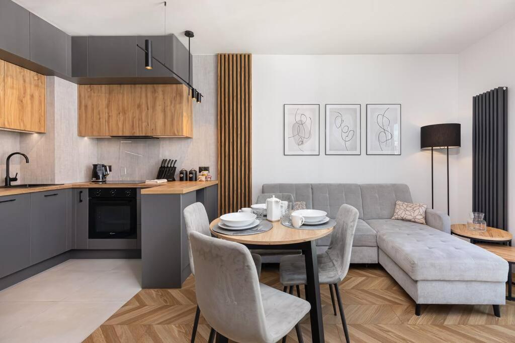 Port Praski Stylish Apartment Near Old Town Varşovia Exterior foto
