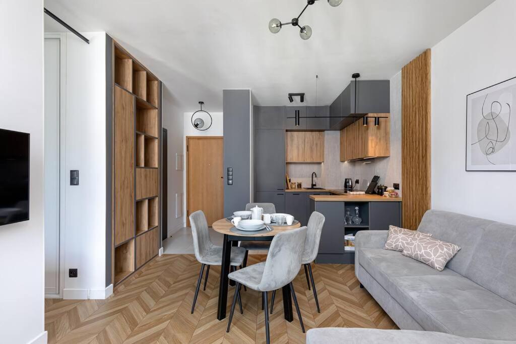 Port Praski Stylish Apartment Near Old Town Varşovia Exterior foto