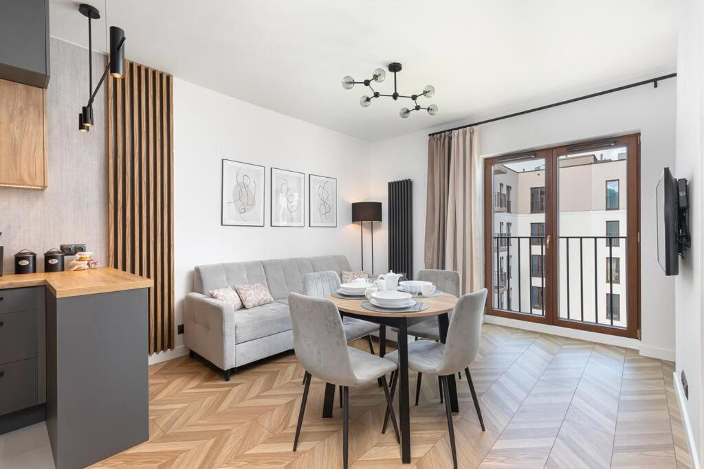 Port Praski Stylish Apartment Near Old Town Varşovia Exterior foto